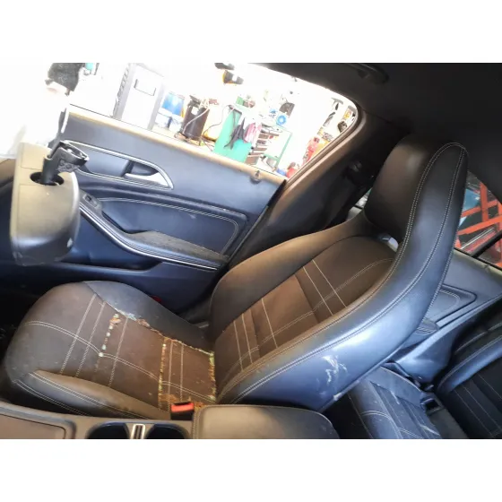 Asiento Delantero Derecho para Mercedes-Benz Cla Coupe (C117)