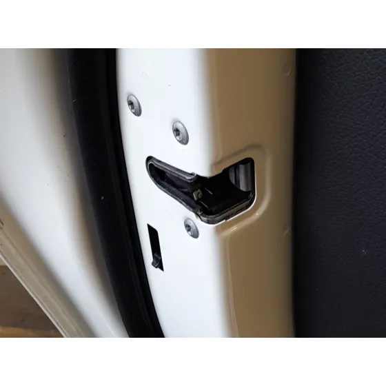 Cerradura Puerta Trasera Izquierda para Mercedes-Benz Cla Coupe (C117)