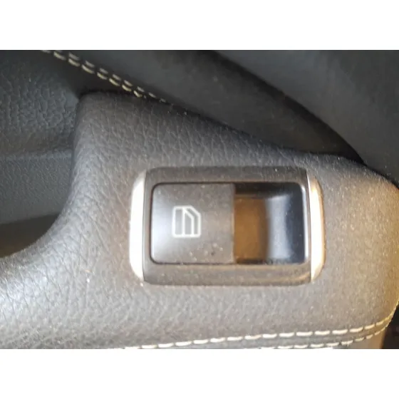 Mando Elevalunas Delantero Izquierdo para Mercedes-Benz Cla Coupe (C117)