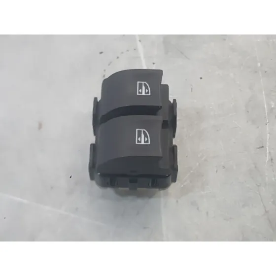 Mando Elevalunas Delantero Izquierdo para Dacia Sandero Ii (B8_)