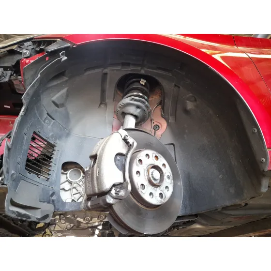 Plastico Pase Rueda Del. Izq. para Seat Leon (Kl1, Klg)