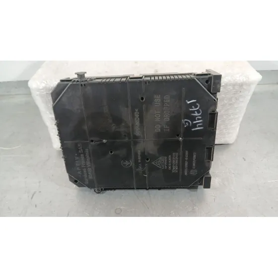 Caja Reles / Fusibles para Opel Corsa F (P2Jo)