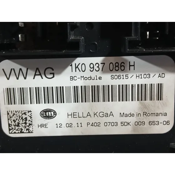 Caja Reles / Fusibles para Volkswagen Golf Plus V (5M1, 521)