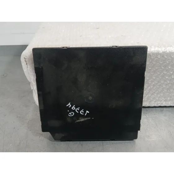 Caja Reles / Fusibles para Volkswagen Golf Plus V (5M1, 521)