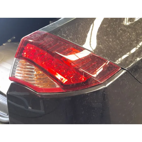 Piloto Trasero Derecho Exterior para Renault Laguna Iii (Bt0/1)