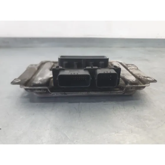 Centralita Motor Uce para Chrysler 300C (Lx, Le)