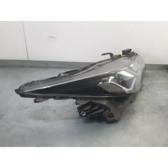 Faro Derecho para Toyota Corolla Sedan (_E21_)