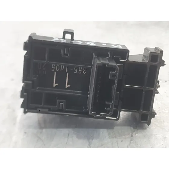 Mando Elevalunas Delantero Derecho para Toyota Corolla Sedan (_E21_)