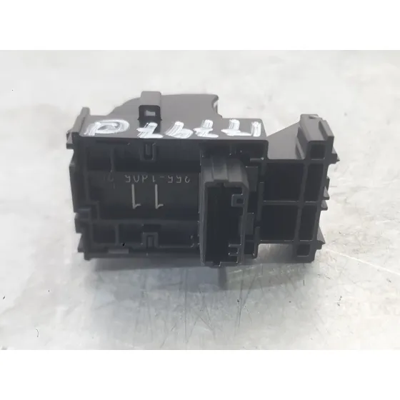 Mando Elevalunas Trasero Derecho para Toyota Corolla Sedan (_E21_)