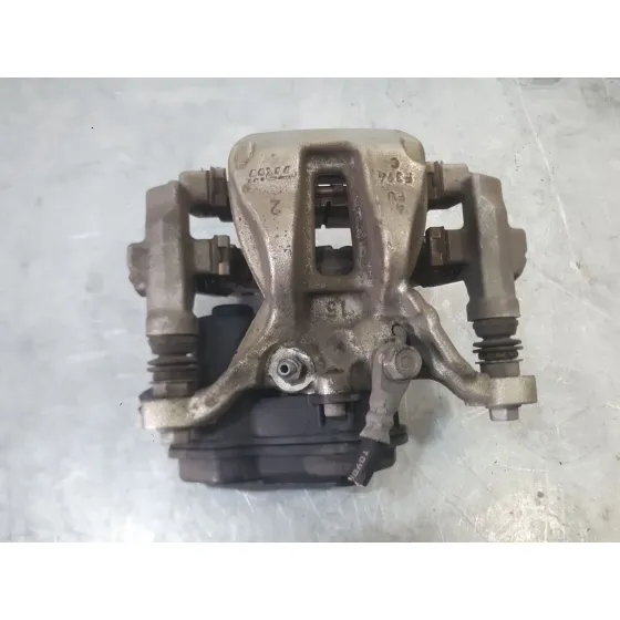Pinza Freno Trasera Derecha para Toyota Corolla Sedan (_E21_)