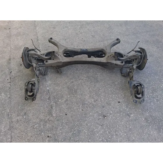 Puente Trasero para Toyota Corolla Sedan (_E21_)