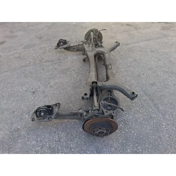 Puente Trasero para Toyota Corolla Sedan (_E21_)