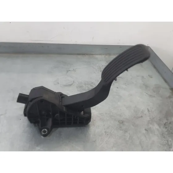 Potenciometro Pedal para Toyota Corolla Sedan (_E21_)