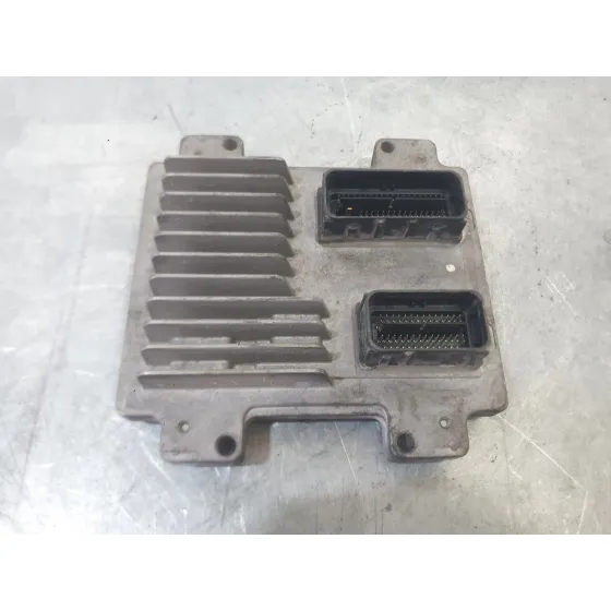 Centralita Motor Uce para Opel Corsa E (X15)