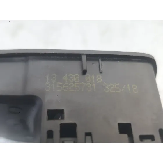 Mando Elevalunas Delantero Derecho para Opel Corsa E (X15)
