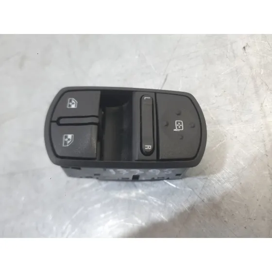 Mando Elevalunas Delantero Izquierdo para Opel Corsa E (X15)