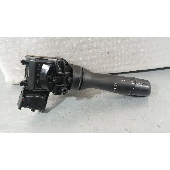 Mando Limpia para Toyota Yaris (_P13_)