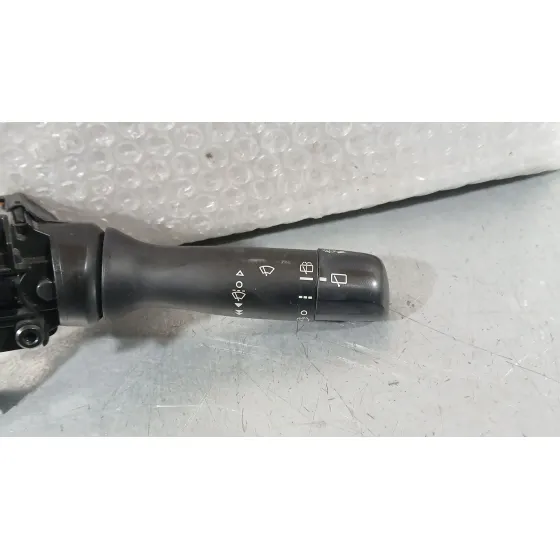 Mando Limpia para Toyota Yaris (_P13_)