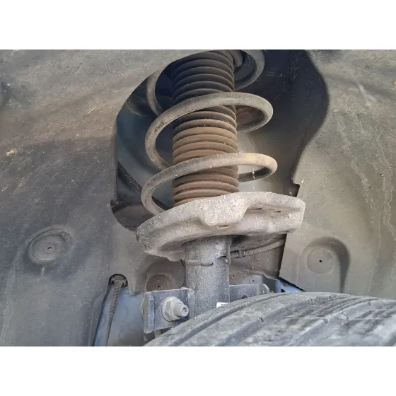 Amortiguador Delantero Derecho para Renault Clio V (B7_)