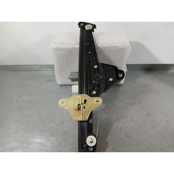 Elevalunas Delantero Derecho para Renault Clio V (B7_)