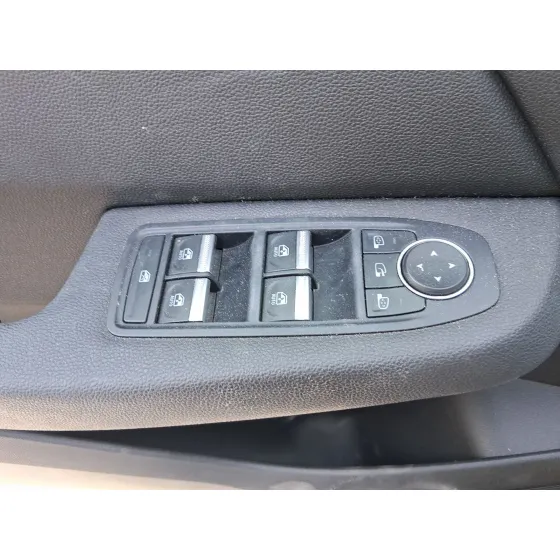 Mando Elevalunas Delantero Izquierdo para Renault Clio V (B7_)