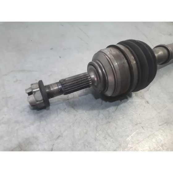 Transmision Delantera Izquierda para Dacia Sandero (Bs_)