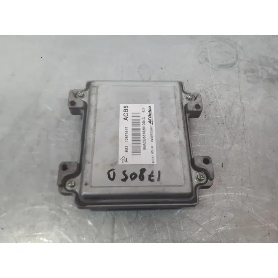 Centralita Motor Uce para Opel Corsa E (X15)