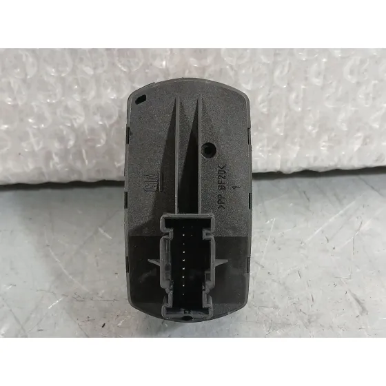 Mando Elevalunas Delantero Izquierdo para Opel Corsa E (X15)