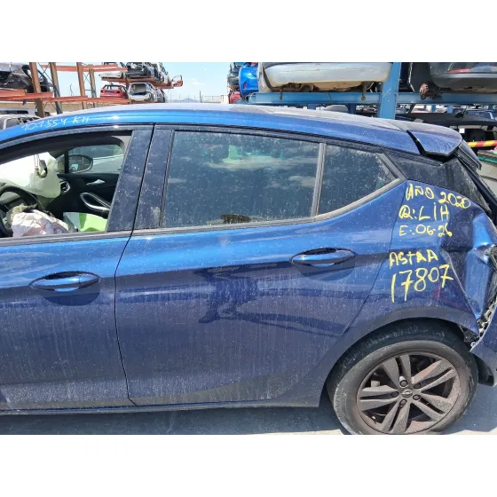 Puerta Trasera Izquierda para Opel Astra K (B16)