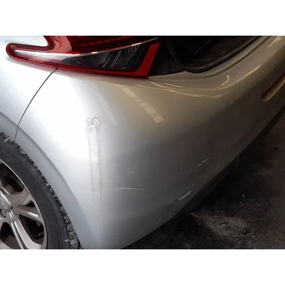 Paragolpes Trasero para Peugeot 208 I (Ca_, Cc_)