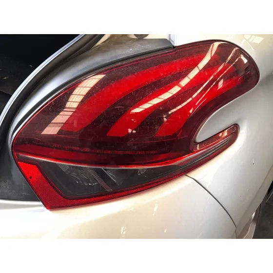Piloto Trasero Derecho para Peugeot 208 I (Ca_, Cc_)