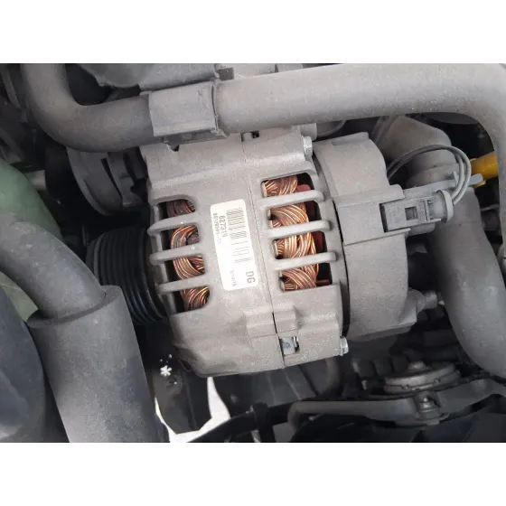 Alternador para Audi A3 (8L1)