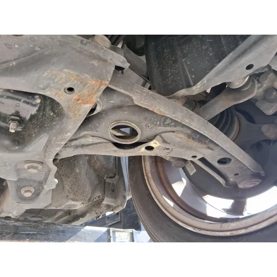Brazo Suspension Inferior Delantero Izquierdo para Toyota Yaris (_P13_)