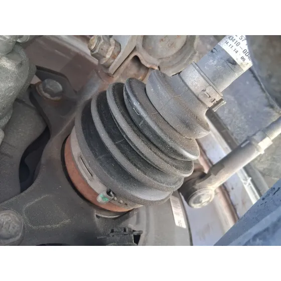 Transmision Delantera Derecha para Toyota Yaris (_P13_)