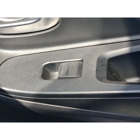 Mando Elevalunas Delantero Derecho para Toyota Yaris (_P13_)