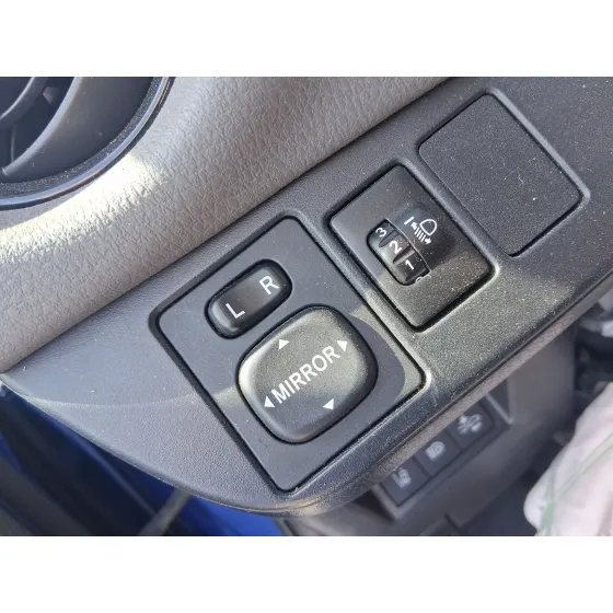 Mando Retrovisor para Toyota Yaris (_P13_)