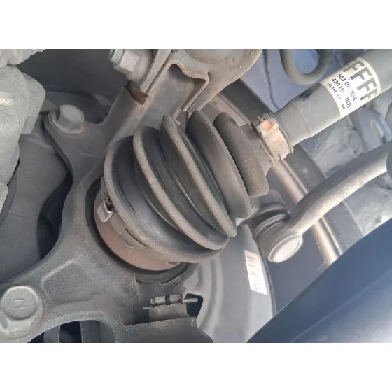 Transmision Delantera Derecha para Toyota Yaris (_P13_)