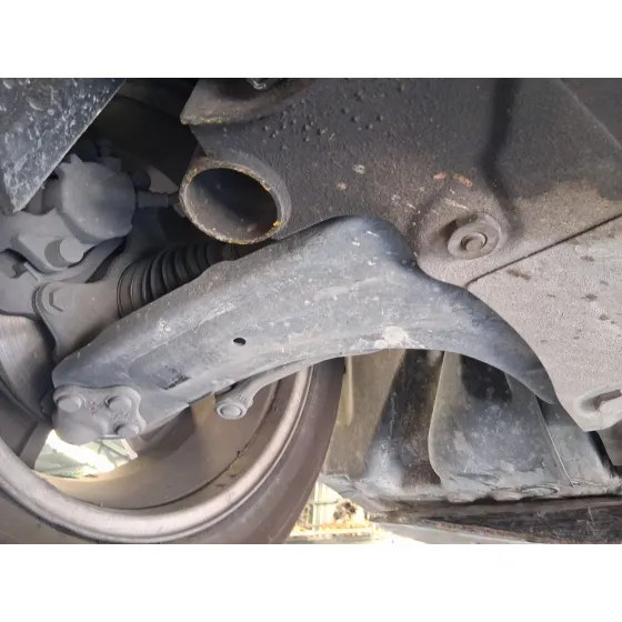 Brazo Suspension Inferior Delantero Derecho para Renault Megane Iii Hatchback (Bz0/1_, B3_)