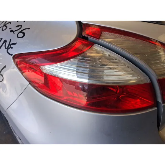 Piloto Trasero Izquierdo Exterior para Renault Megane Iii Hatchback (Bz0/1_, B3_)