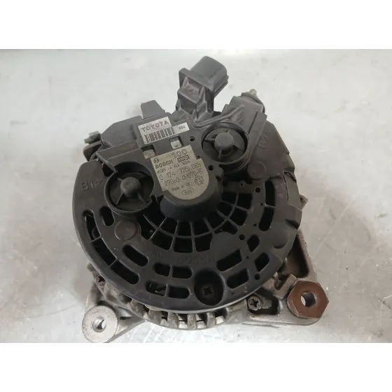 Alternador para Toyota Avensis Sedan (_T25_)