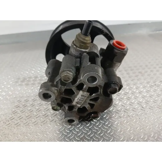 Bomba Direccion para Toyota Avensis Sedan (_T25_)