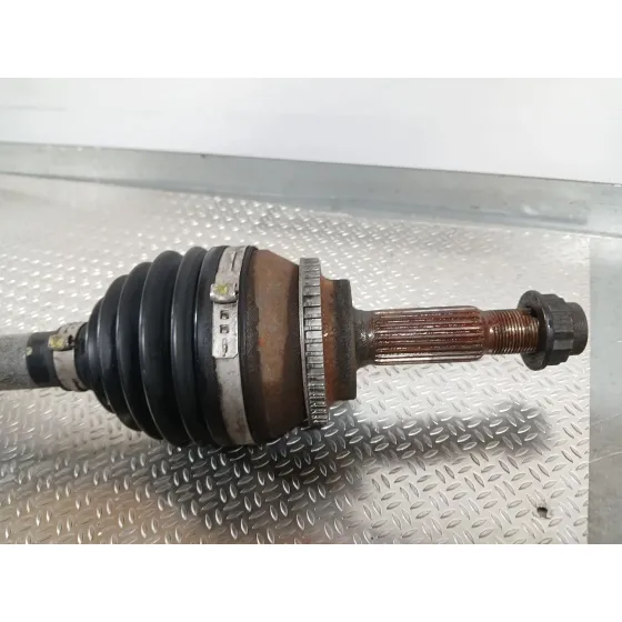 Transmision Delantera Derecha para Toyota Avensis Sedan (_T25_)
