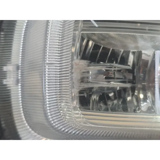 Faro Antiniebla Derecho para Kia Carens Iv