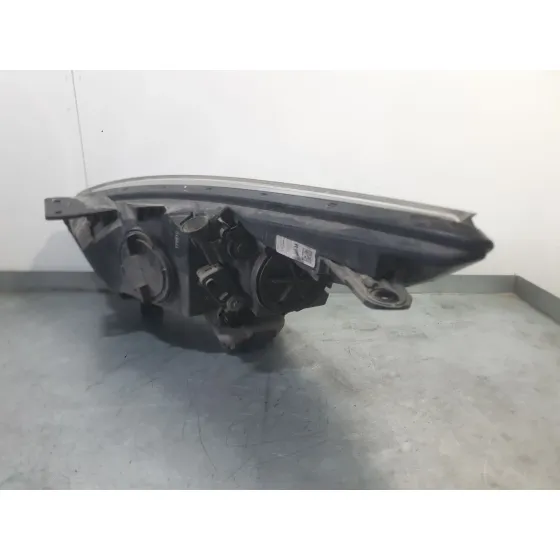 Faro Derecho para Kia Carens Iv