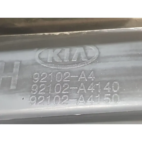 Faro Derecho para Kia Carens Iv