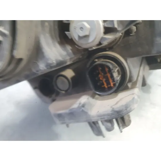 Faro Izquierdo para Kia Carens Iv