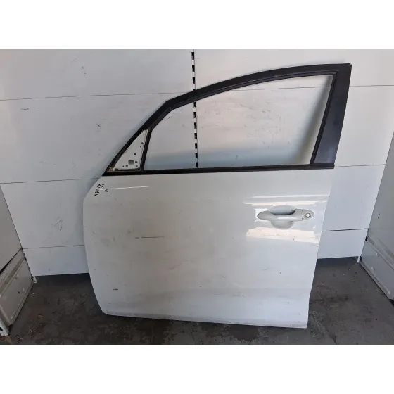 Puerta Delantera Izquierda para Kia Carens Iv