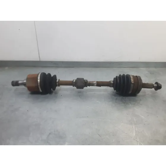 Transmision Delantera Izquierda para Kia Carens Iv