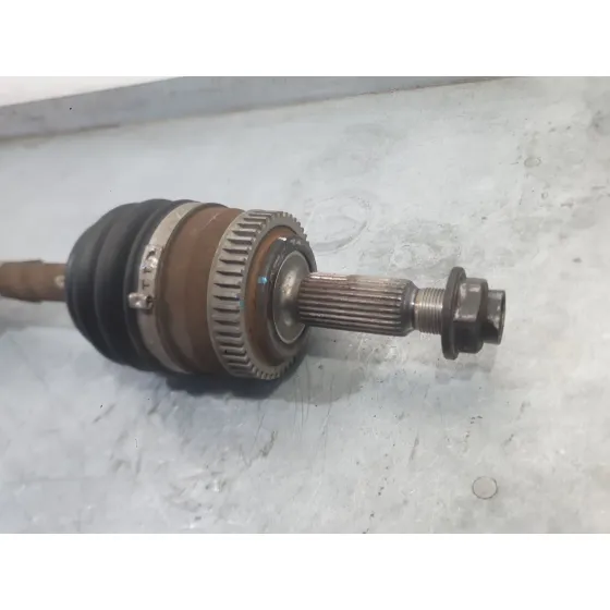 Transmision Delantera Izquierda para Kia Carens Iv