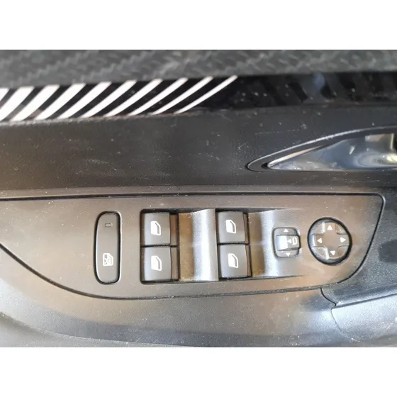 Mando Elevalunas Delantero Izquierdo para Peugeot 2008 Ii (Ud_, Us_, Uy_, Uj_, Ur_, Uc_)